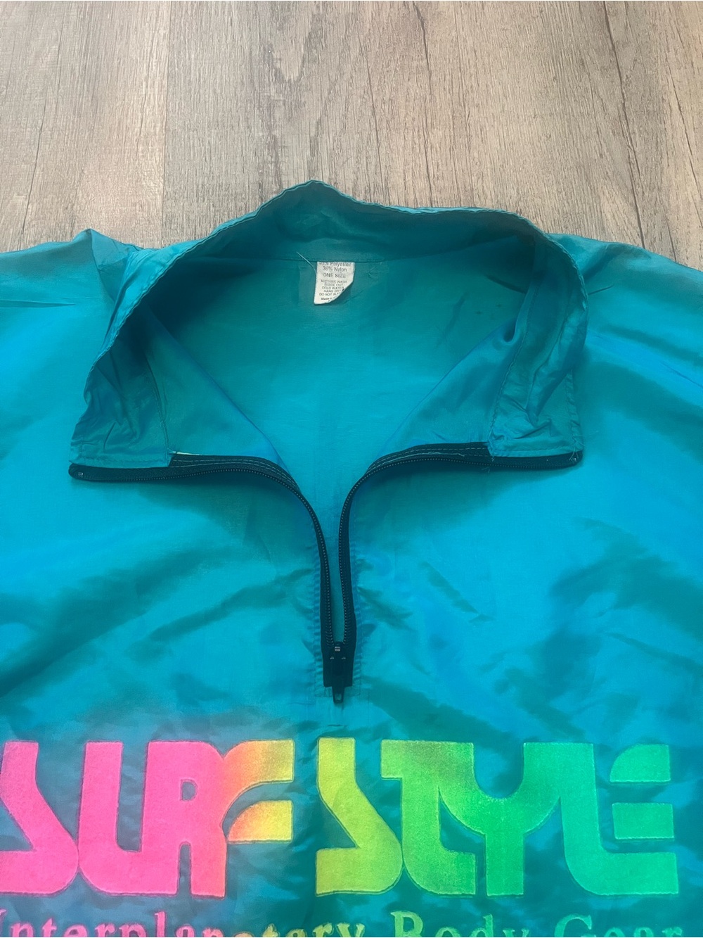 Vintage Surf Style Teal Pullover Windbreaker Raincoat with Neon Logo - Picture 4 of 5